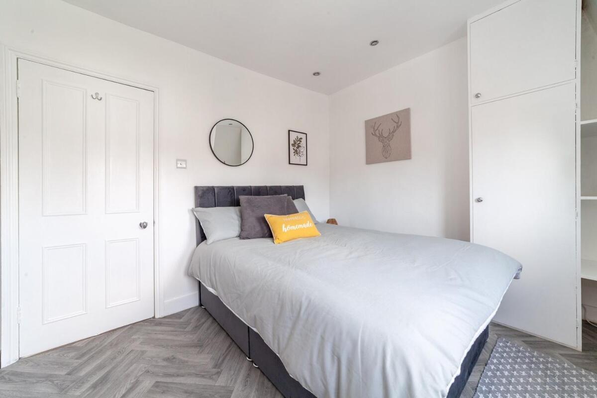 Appartamento Lovely 2br Flat 5 Mins To Tube, Fullham